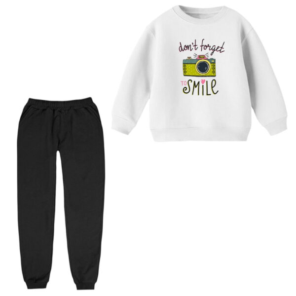 ست سویشرت آستین بلند و شلوار راحتی بچگانه مدل دوربین و لبخند