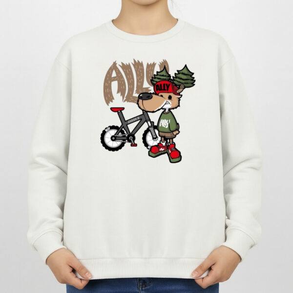 سویشرت زنانه مدل گوزن و دوچرخه کد v8